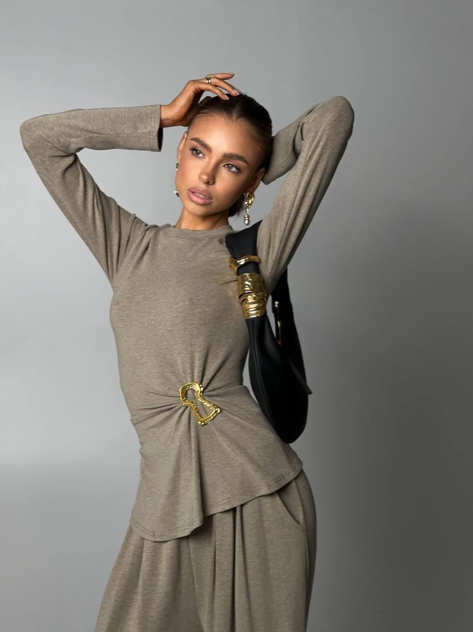 Костюм с брюками