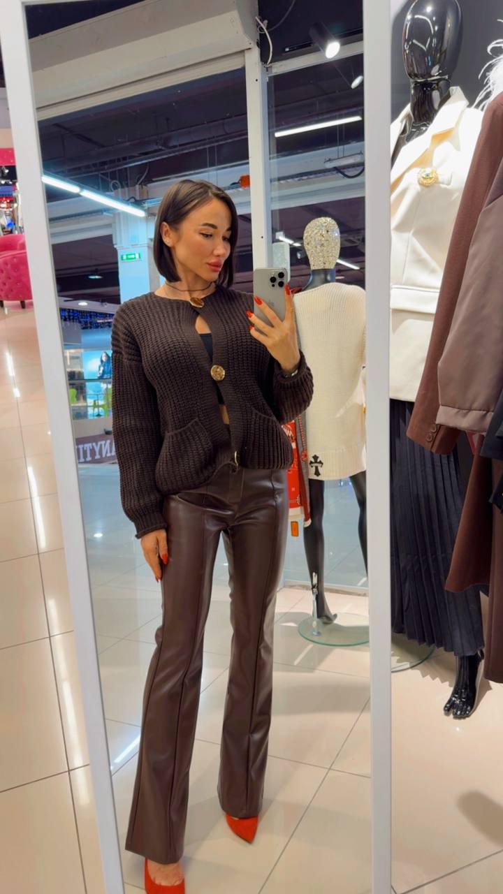 Брюки из экокожи