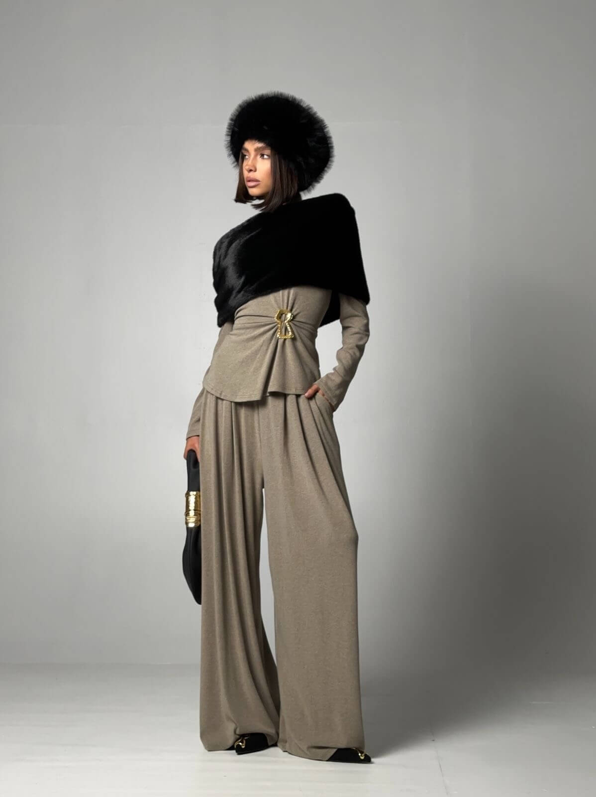 Безупречные трендовые костюмы